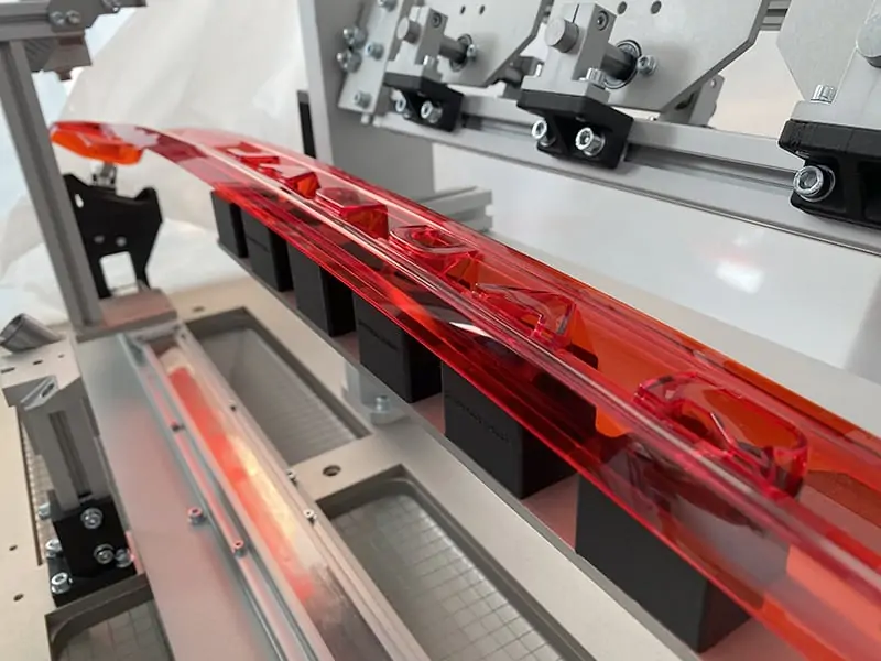 Kompozit szerelő ülékek a Sheldon Invest Kft. műhelyében